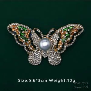 - Gold Butterfly Brooch with Freshwater Pearl and Rhinestones